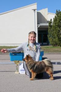 Mittelspitz Flicka om. Iina Järvinen